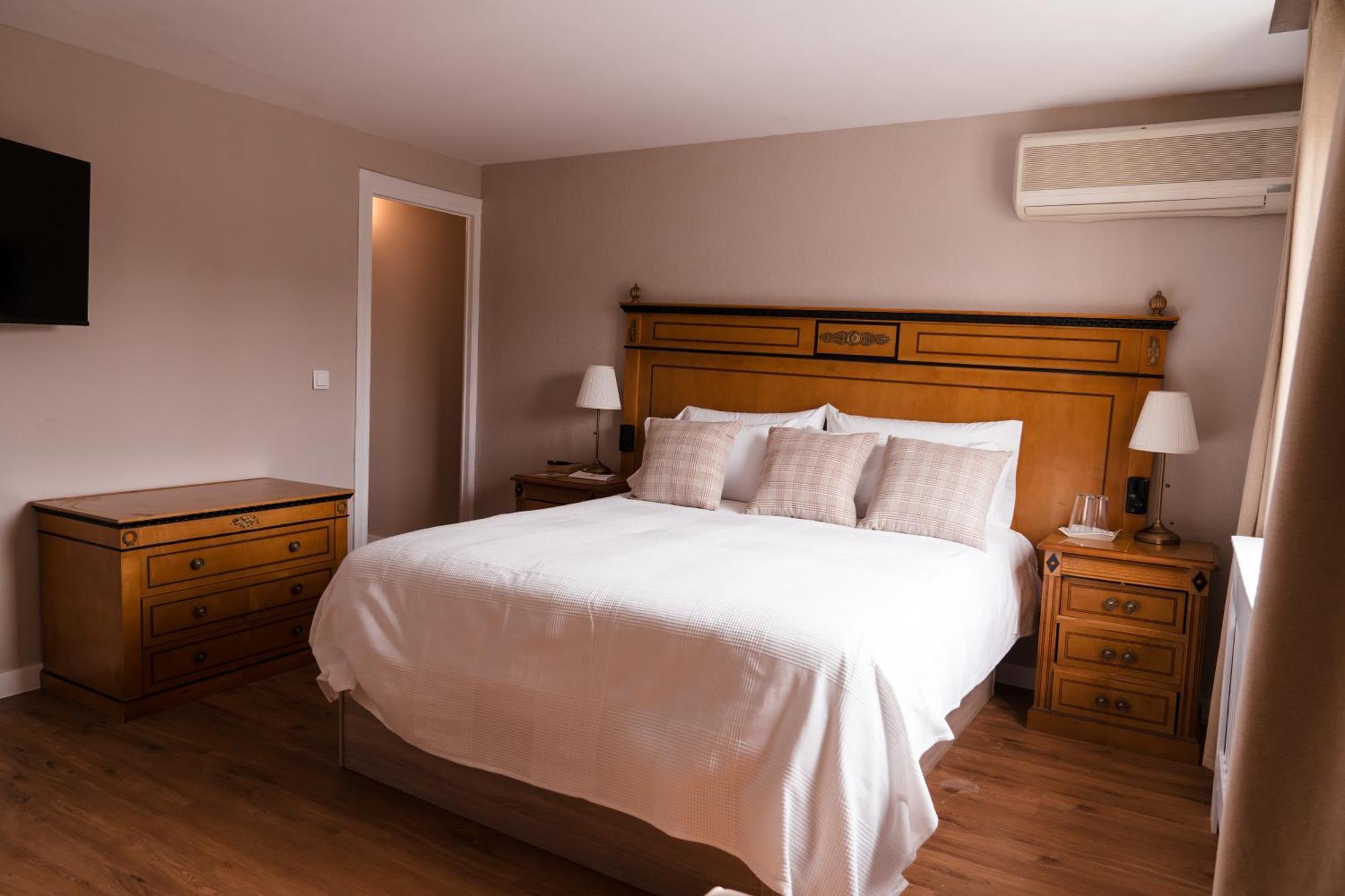 Hostal Vega De La Reina Jaén Exterior foto