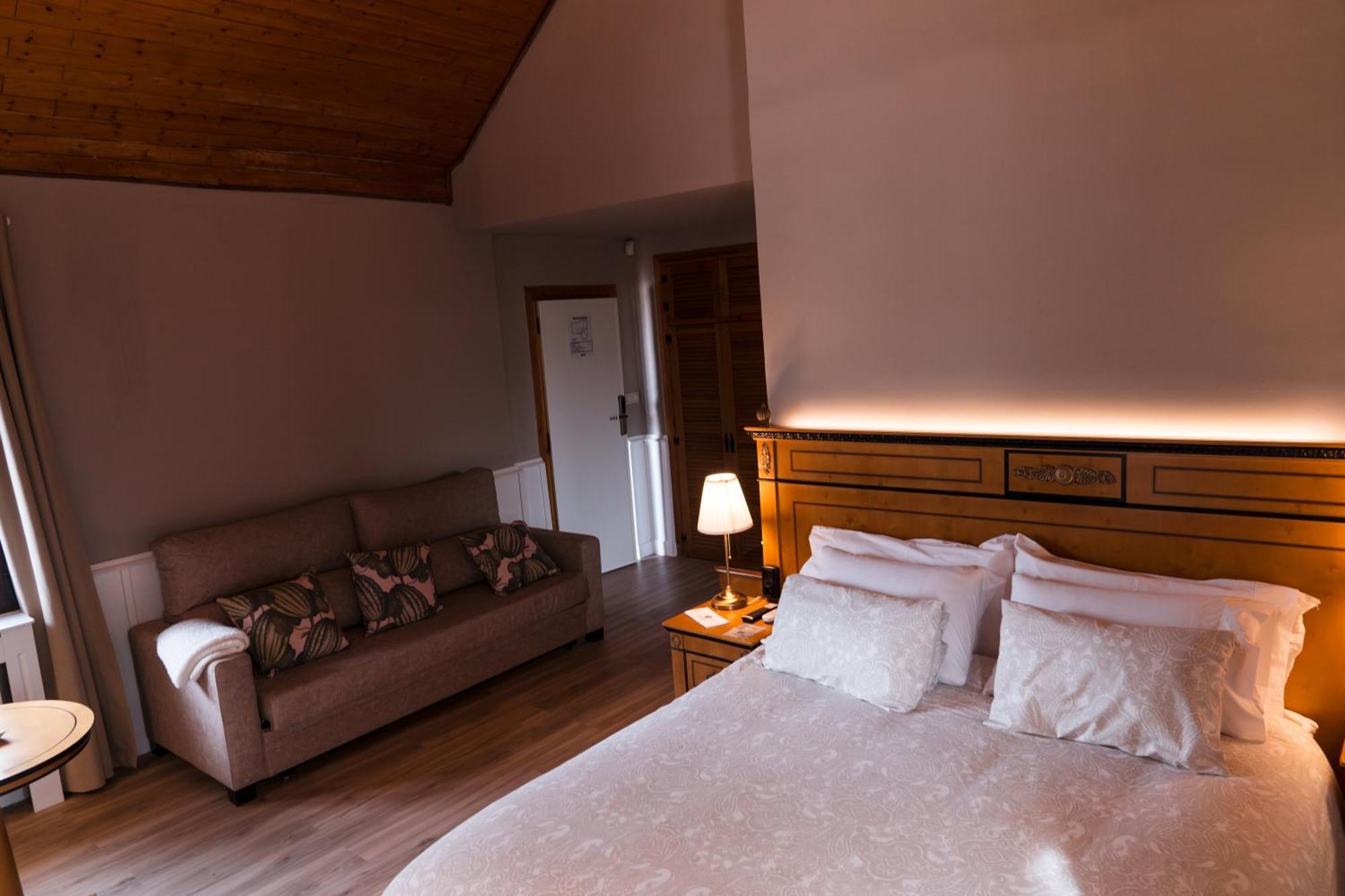 Hostal Vega De La Reina Jaén Exterior foto